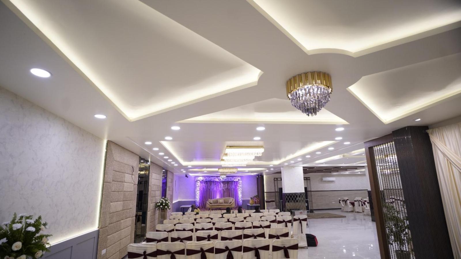 The Imperial Hotel And Convention Centre Kánpur Kültér fotó